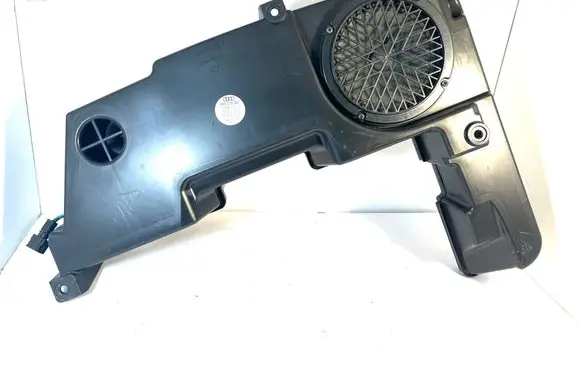 Audi A4 S4 B8 8K Subwoofer speaker 8K9035382