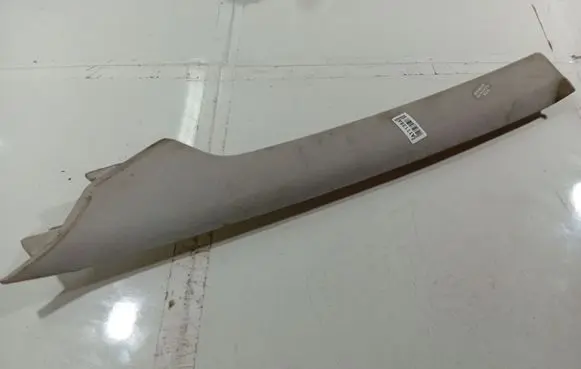 Toyota Corolla Verso AR10 (C) pillar trim 622120F010