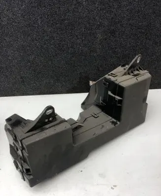 Jaguar XF Fuse module 7154725930