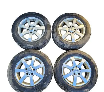 Volkswagen Golf V R15 alloy rim
