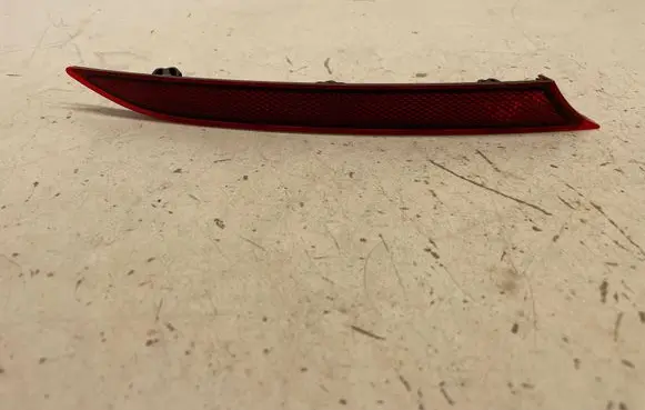 BMW 3 G20 G21 Rear tail light reflector 8074229 252661 23135110