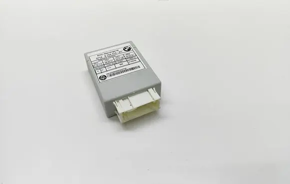 BMW 5 E60 E61 Air suspension control unit module (rear) 6784314 678431401 37146784314