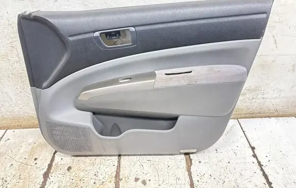 Toyota Prius (NHW20) Front door card panel trim D777727700