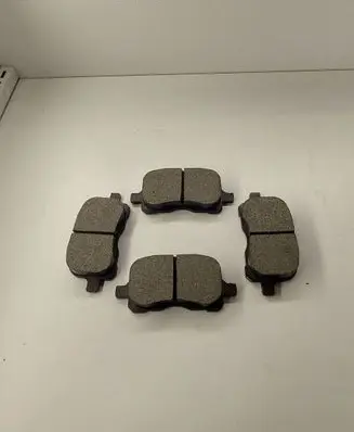 Toyota Carina T190 Brake pads (front) LP1302