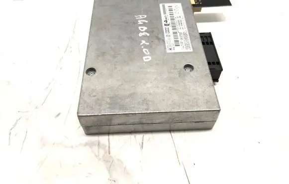 Audi A4 S4 B8 8K Bluetooth control unit module 8T0862335D 0980083398