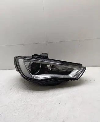 Audi A3 S3 8V Headlight/headlamp 8V0941006AF