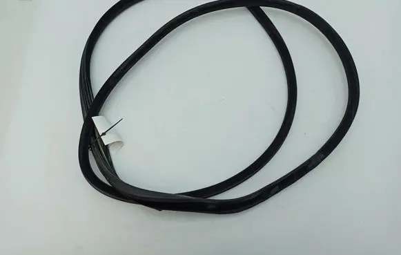 Volvo S60 Rear door rubber seal (on body) 