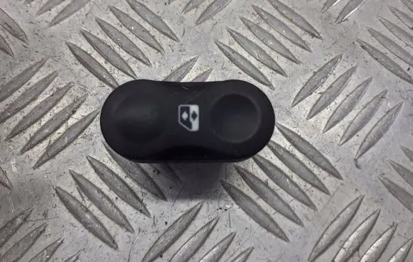 Dacia Sandero Quarter vent window switch 662227