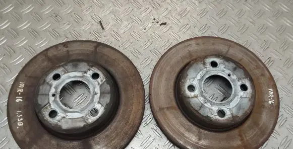 Toyota Yaris Front brake disc