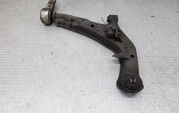 Nissan Primera Front lower control arm/wishbone