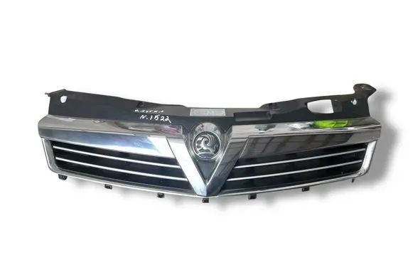 Opel Astra H Front grill 13225791