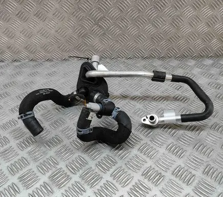 Porsche Cayenne (9Y0 9Y3) Air conditioning (A/C) pipe/hose 4M2816735D