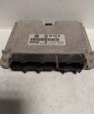 Skoda Octavia Mk1 (1U) Engine control unit/module 038906018BR 0281001850