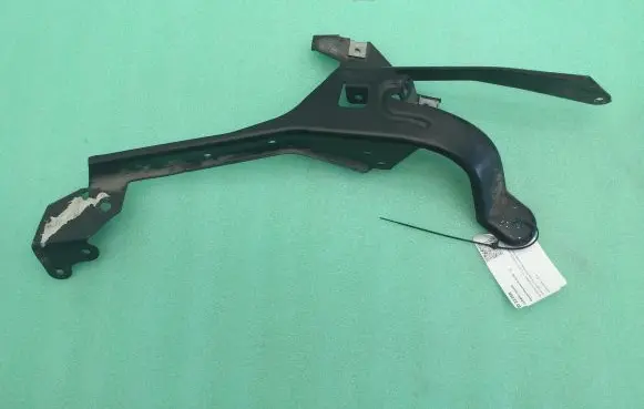 Porsche Panamera (970) Fender mounting bracket 97061020200