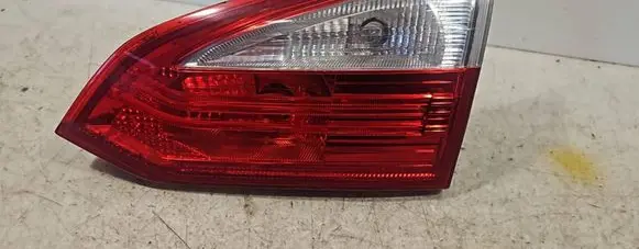 Ford Focus Tailgate rear/tail lights 