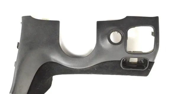 Dashboard lower bottom trim panel