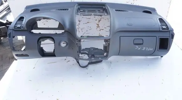 Mercedes-Benz Vito Viano W639 Dashboard DESKAKONSOLA