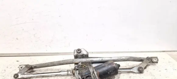 Audi A4 S4 B5 8D Front wiper linkage and motor 8d1955113
