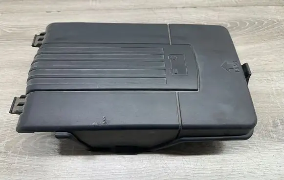 Volkswagen PASSAT CC Battery box tray cover/lid 3C0915443A