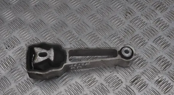 Volvo V60 Engine mount bracket 30793322