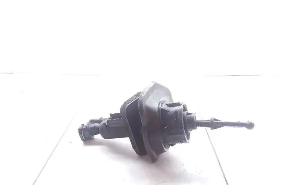 Volvo V50 Clutch master cylinder 3M517R543AE 050711
