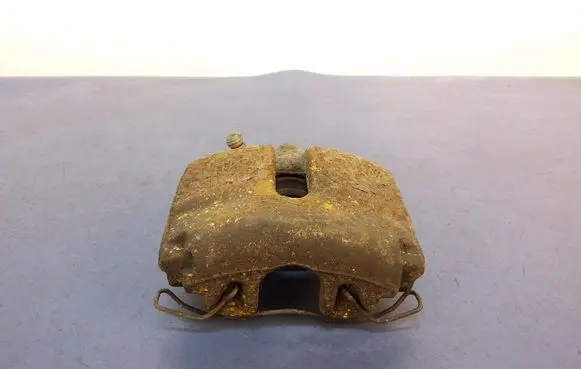 Volkswagen PASSAT B6 Front brake caliper