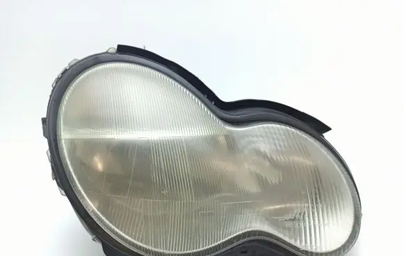 Mercedes-Benz C W203 Headlight/headlamp A2038200261 0301166202