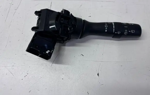 Subaru Outback (BT) Wiper control stalk 17F465