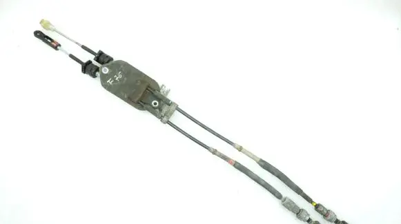 Toyota Yaris Gear shifter/selector 338200D371