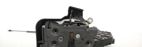 Volvo C30 Front door lock 30753664 A048069 2507MC