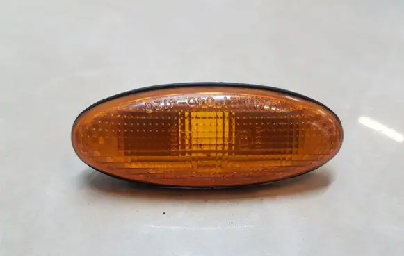 Mitsubishi Pajero Sport I Front fender indicator light