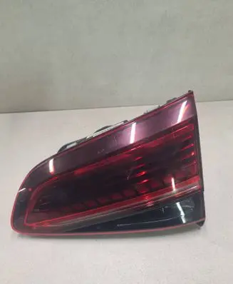 Volkswagen Golf VII Rear/tail lights 5G0945308P 81630201