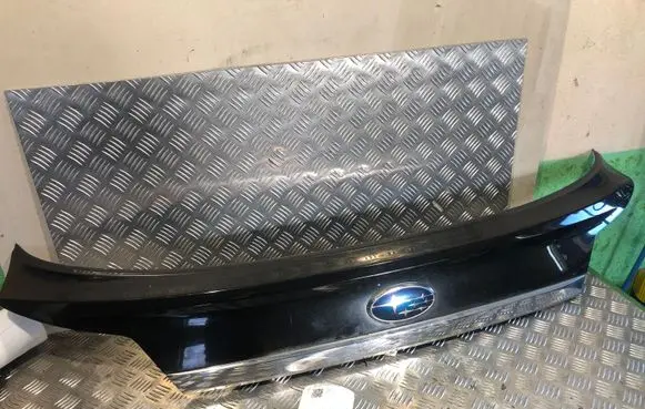 Subaru Legacy Tailgate trim C08010035 91112AJ050