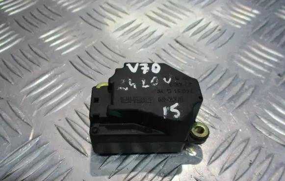 Volvo V70 Central body control module 74931G
