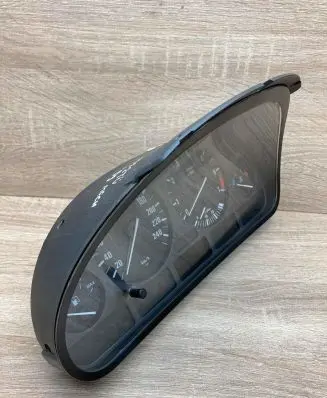 BMW 5 E39 Speedometer (instrument cluster) 6903794 110008735