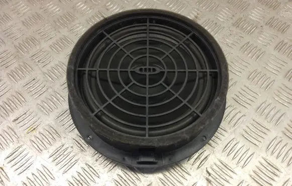 Audi Q3 8U Front door speaker 8R0035415