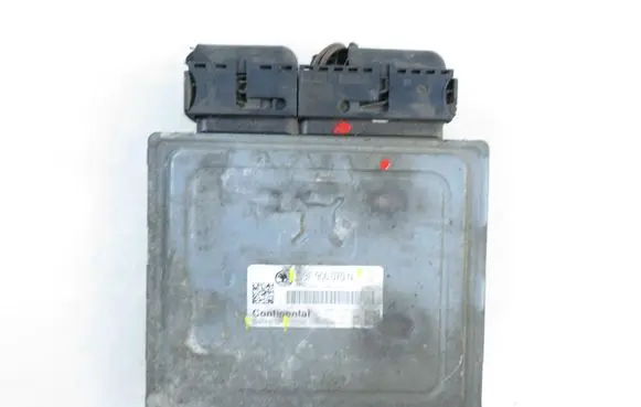 Skoda Fabia Mk2 (5J) Engine control unit/module 5WP44632 03F906070N