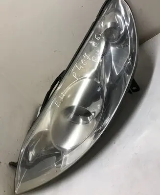 Peugeot 407 Headlight/headlamp
