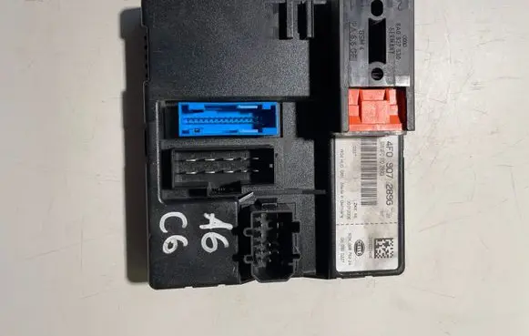 Audi A6 S6 C6 4F Comfort/convenience module 4F0907289G