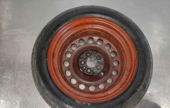 Alfa Romeo 156 R15 spare wheel 0287573