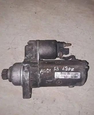 Volkswagen Golf IV Starter motor 02M911023C D7RS50