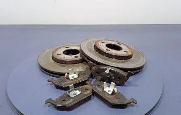 Audi Coupe Front brake disc TRWDF6252
