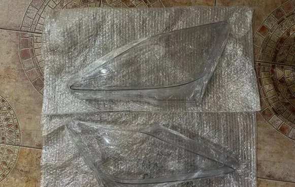 Lexus IS 220D-250-350 Headlight lense 