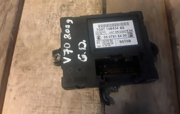 Volvo V70 Door control unit/module 7G9T14B534