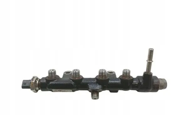 Ford Focus Fuel main line pipe 9825589880