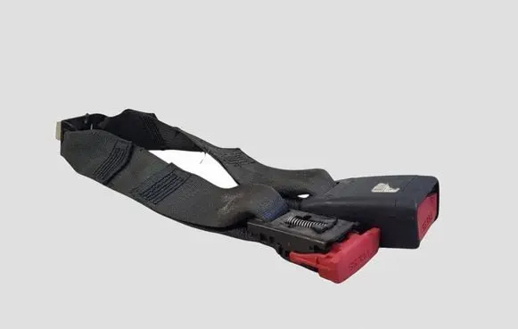 KIA Carens II Middle seatbelt buckle (rear) 060725