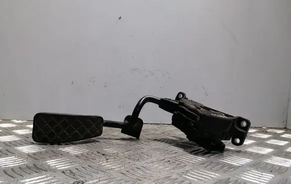Audi A6 S6 C6 4F Accelerator throttle pedal 4F2721523 6PV00898402