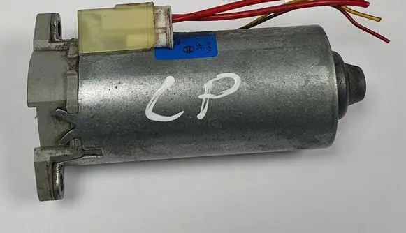 Land Rover Discovery 4 - LR4 Seat adjustment motor 0130002617