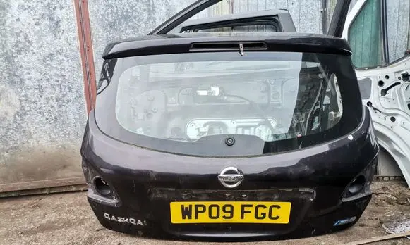 Nissan Qashqai Tailgate/trunk/boot lid 