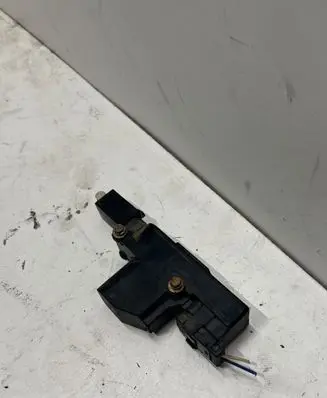 BMW 5 E39 Central locking motor 67118353012